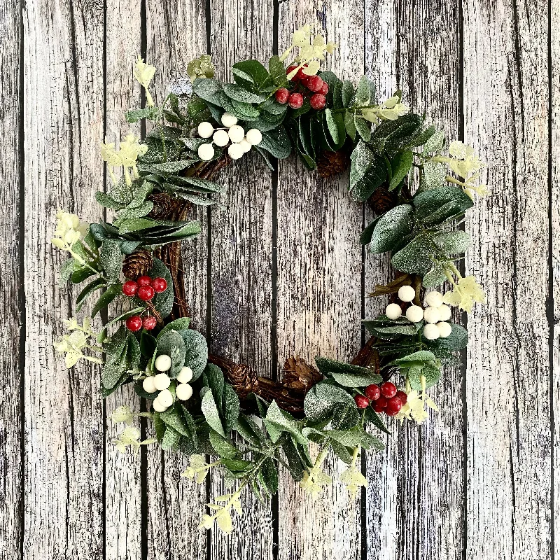 Red and White Berry Foliage Wreath