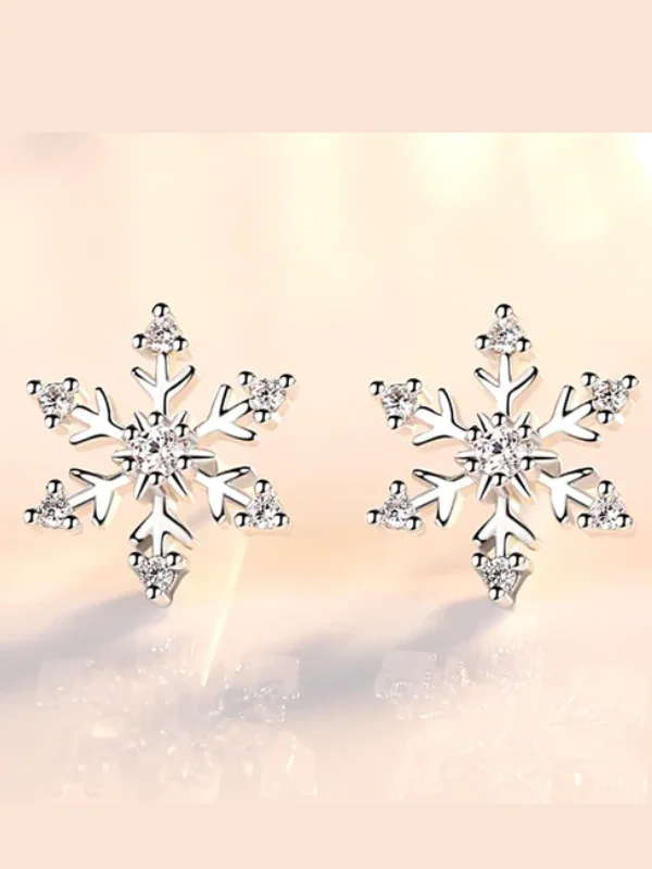 Sweet Snowflake Earrings