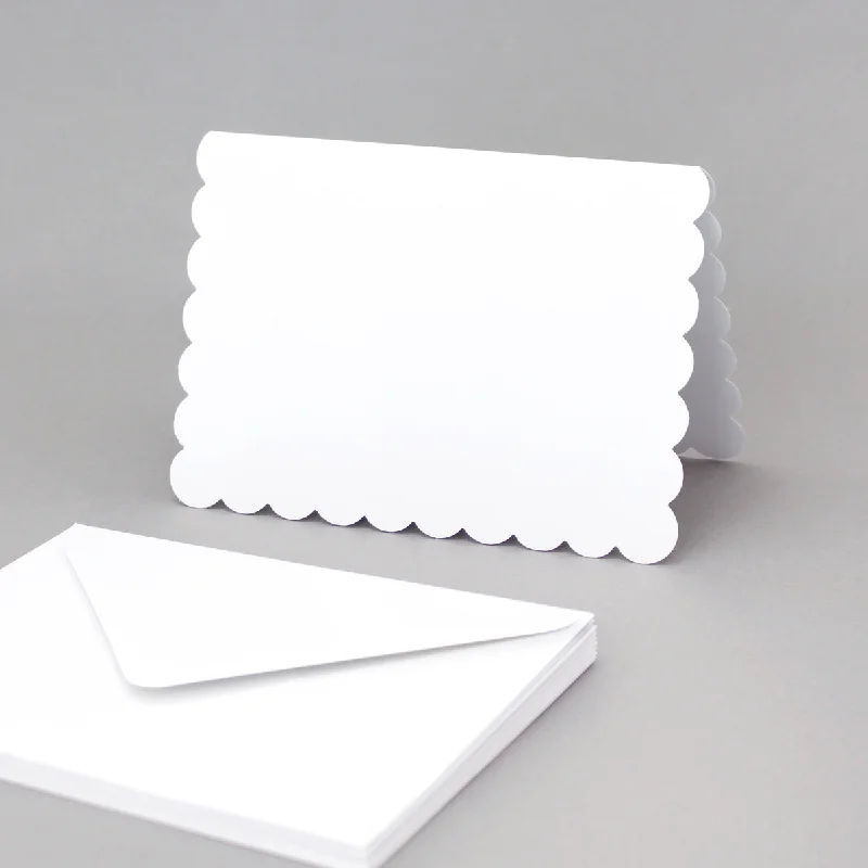 White Scalloped Edged Cards & Envelopes 124x175mm, Pack of 10